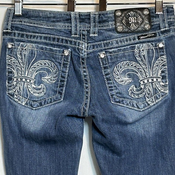Mss Me Jeans Fleur de Ls Sz 25 Boot
